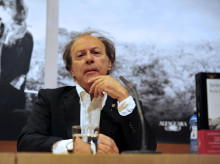 cultura/20260906/textos-ineditos-javier-marias-veran-luz-cuatro-anos-despues-muerte_455782