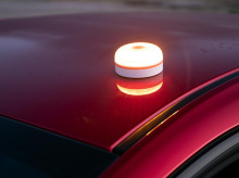 motor/20260416/balizas-v16-aire-incluso-fabricantes-cuestionan-implantacion_407260