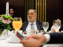espana/20260602/juan-halen-presenta-este-miercoles-madrid-elogio-incorreccion-politica-recopilacion-cronicas-sanchismo_424246