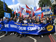 internacional/20260813/hombre-britanico-demencia-cuidados-tiempo-completo-obligado-abandonar-suecia-brexit_448896