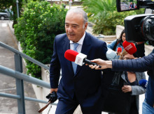 gente/20261009/hermano-julio-iglesias-condenado-6-meses-prision-defraudar-19-millones-euros-hacienda_467895