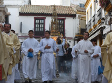 espana/la-voz-de-cordoba/religion-y-cofradias/20260603/procesion-corpus-christi-cordoba-horarios-recorrido_424852