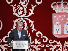 espana/galicia/20260422/carta-paco-vazquez-deportivo-cambio-nombre-grave-falta-respeto-centenaria-historia_409313