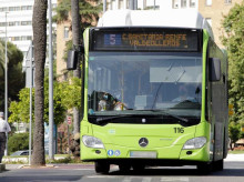 espana/la-voz-de-cordoba/actualidad/20260820/mayor-demanda-lleva-aucorsa-reforzar-lineas-autobus-quemadas_450869