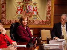 espana/20261017/vicepresidenta-constitucional-activa-magistrados-amparo-defensor-pueblo-contra-ley-nietos_470690
