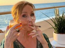 gente/20260905/jk-rowling-duena-secreto-superyate-130-millones-euros-hospital-biblioteca_455506