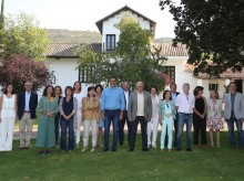 espana/castilla-la-mancha/20260918/espectacular-finca-donde-refugia-pedro-sanchez-busca-seis-personas-vivir-gratis-durante-diez-dias_460141