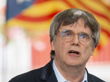 espana/cataluna/20260604/puigdemont-hace-ridiculo-publicando-delirante-imagen-anticlerical-carlitos-vaya-memes-pones_424991