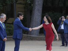 espana/cataluna/20260925/illa-paneque-replican-ayuso-cargan-contra-ella-desahucio-maricarmen_462636