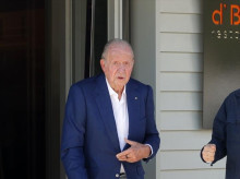 espana/casa-real/20260226/zarzuela-afirma-rey-juan-carlos-puede-volver-espana-cuando-quiera_389871