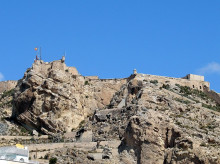 espana/comunidad-valenciana/20261016/arquitectos-roig-arena-rehabilitaran-muralla-medieval-470-metros-inversion-millonaria_469171