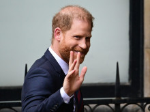 gente/20260821/principe-harry-otros-famosos-deberan-pagar-11-millones-euros-editora-daily-mail_451289