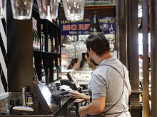 economia/20260914/casi-470000-jovenes-trabajaron-verano-como-fijos-discontinuos-suponen-43-total_458537