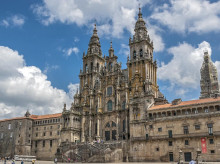 espana/galicia/20260722/falta-proyeccion-exterior-deja-hoteles-santiago-80-fiestas-apostol_442280