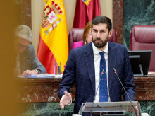 espana/20260226/cinco-miembros-direccion-vox-murcia-dimiten-bloque-desacuerdo-gestion-antelo_390033