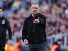 deportes/futbol/la-liga/20260510/muere-padre-hansi-flick-sentara-banquillo-barca-dirigir-clasico_416072