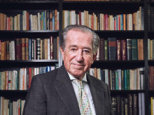 sociedad/20260226/doctor-enrique-rojas-recibe-premio-embajador-salud-mental_389753