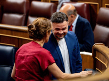 espana/20260226/sumar-separatismo-oponen-regreso-juan-carlos-i-pide-pp-mientras-page-ensalza-papel-23f_389835