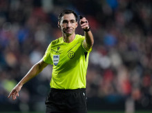 deportes/futbol/20260302/asi-burgos-bengoetxea-arbitro-talisman-barca-pitara-semis-copa-ante-atletico_391251