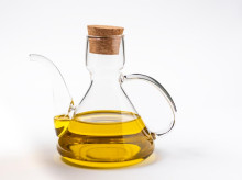 salud-y-bienestar/bienestar/alimentacion/20260308/cuando-caduca-aceite-oliva-esto-dicen-expertos_392461