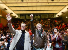 espana/castilla-y-leon/20260307/superheroe-democracia-sanchez-aterriza-no-guerra-campana-castellanoleonesa_393242