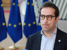 economia/20260309/gobierno-sigue-esperando-activar-ayudas-pese-subida-gasolinas_393893