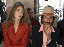 gente/20260309/leiva-novia-almudena-canedo-no-esconden_393996