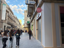 espana/la-voz-de-cordoba/sociedad/20260316/lowcost-made-in-france-asi-nueva-perfumeria-centro-cordoba_396189