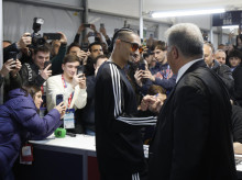 deportes/futbol/20260318/clausula-laporta-nuevos-jugadores-barca-obligarles-aprender-catalan-antes-espanol_397626