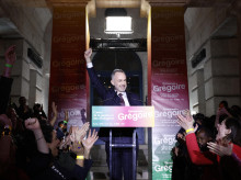 internacional/20260322/socialista-emmanuel-gregoire-logra-mantener-alcaldia-paris-segun-primeras-estimaciones_398896