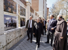 espana/castilla-y-leon/20260324/llega-valladolid-muestra-fotografica-relevancia-internacional-guardianes-tumba-cristo_399653