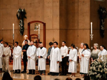 religion/20260331/ola-historica-conversiones-8000-personas-abrazaran-fe-catolica-angeles-esta-pascua_402018