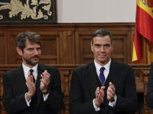 cultura/20260401/modelo-cultural-sanchez-urtasun-humo-ideologico-frente-orgullo-eficacia-internacional_398881