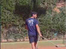 deportes/tenis/20260331/gesto-humildad-carlos-alcaraz-dentro-pista-tenis-copiado-rafa-nadal_402010