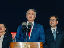 internacional/20260417/chile-realiza-primer-vuelo-deportacion-como-parte-nuevo-plan-kast-contra-inmigracion-ilegal_407937