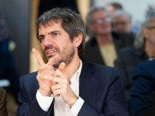 cultura/20260416/plan-estrella-urtasun-descarrila-antes-arrancar-faltan-170-millones-pagar-bono-cultural_407106