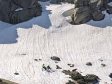 espana/castilla-y-leon/20260419/rescatan-helicoptero-montanero-herido-pico-calvitero-salamanca_408543