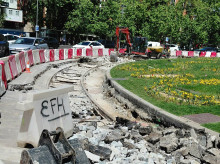 espana/madrid/20260420/hallazgo-arqueologico-obras-puerta-alcala-encuentran-restos-antiguo-tranvia-madrid_408972