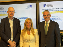 espana/madrid/20260421/madrid-da-hasta-7500-euros-empresas-contraten-personas-mayores-45-anos_409016