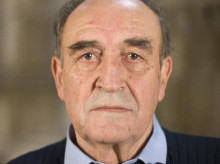 espana/galicia/20260421/muere-95-anos-economista-carlos-mella-vicepresidente-xunta-albor_409278