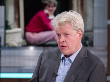 gente/20260422/nuevo-conde-spencer-ano-beber-alcohol-divorciado-tercera-vez_409364