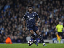 deportes/futbol/20260421/millonaria-oferta-quiere-hacer-manchester-united-sacar-tchouameni-real-madrid_409459