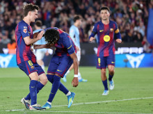 deportes/futbol/la-liga/20260423/barca-gana-dolor-celta-mantiene-distancia-nueve-puntos-real-madrid_409990