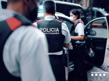 espana/cataluna/gerona/20260429/turba-vecinal-expulsa-barrio-gerona-brujo-asesino-cliente-santeria-2006_412354