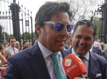 gente/20260423/tarde-toros-maestranza-llena-famosos-ana-aznar-sofia-palazuelo-rocio-crusset_410418