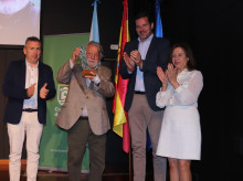 espana/galicia/20260505/alfredo-conde-recibe-premio-jose-luis-alvite-reivindica-periodismo-como-ultimo-bastion-libertad_414066