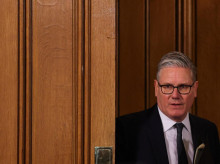 internacional/20260510/primer-ultimatum-starmer-laborista-catherine-west-amenaza-primarias-no-dimite_416009