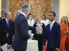 espana/casa-real/20260511/javier-nino-hispanocongoleno-12-anos-rey-usted-capaz-abrazar-diferente_416312