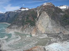 sociedad/sociedad-medio-ambiente/20260518/ola-481-metros-alaska-alarma-expertos-deshielo-glaciares_417251
