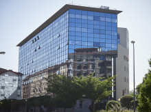 espana/20260514/condenado-dos-anos-ocho-meses-carcel-hijo-agredio-madre-padrastro-hermanastro-navarra_417726